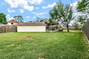 20423 Forest Dr, Spring, TX 77388 - Photo 10