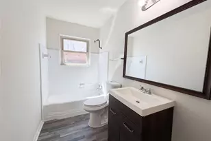 6023 Winterhaven Dr, Houston, TX 77087 - Photo 6