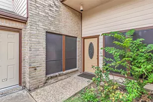 10919 Paulwood Dr, Houston, TX 77071 - Photo 4