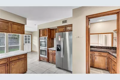 10919 Paulwood Drive, Houston, TX 77071 - Photo 14