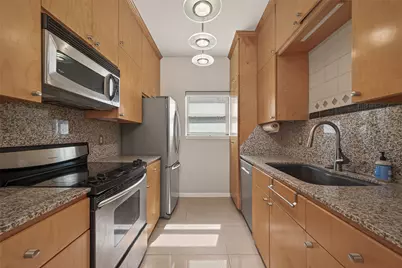 9800 Pagewood Lane #3405, Houston, TX 77042 - Photo 4