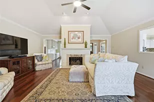 15123 Greenleaf Ln, Houston, TX 77062 - Photo 16