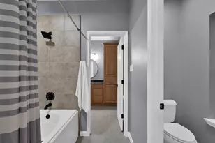 11304 Monarchs Way, Montgomery, TX 77316 - Photo 32