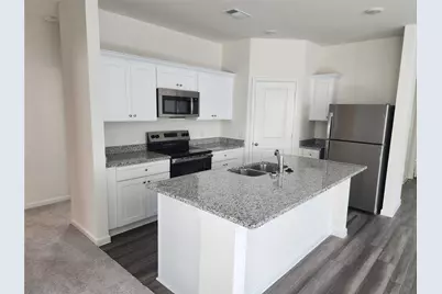 31306 Gayle Prairie Oaks Street, Waller, TX 77484 - Photo 6