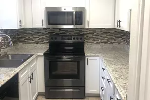 3100 Walnut Bend Ln, Houston, TX 77042 - Photo 8