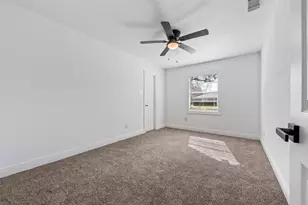 5734 Farwell Dr, Houston, TX 77035 - Photo 20