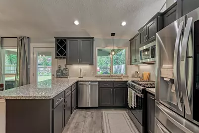 30 E Lance Leaf Road, The Woodlands, TX 77381 - Photo 14
