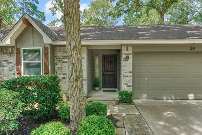 30 E Lance Leaf Road, The Woodlands, TX 77381 - Photo 2