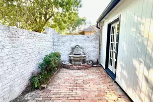 10010 Burgoyne Rd, Houston, TX 77042 - Photo 6