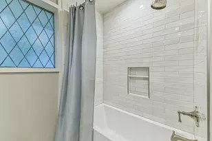 10015 Lynbrook Dr, Houston, TX 77042 - Photo 30