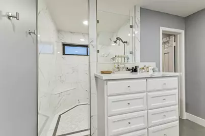 10015 Lynbrook Drive, Houston, TX 77042 - Photo 26