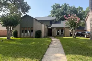 5707 Kiowa Timbers Dr, Humble, TX 77346 - Photo 2