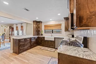 5707 Kiowa Timbers Dr, Humble, TX 77346 - Photo 6