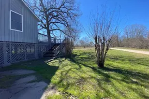 236 Adelaide Dr, Cleveland, TX 77327 - Photo 16