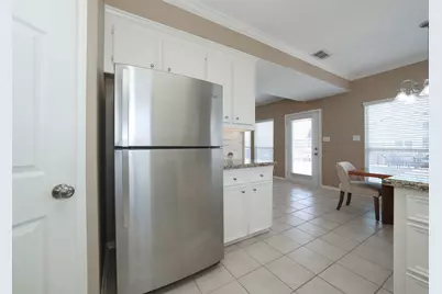 543 Sunset Circle, Galveston, TX 77554 - Photo 14