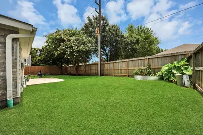 614 7th Street, Sugar Land, TX 77498 - Photo 8
