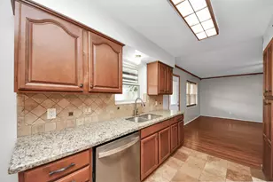 1110 E Brown Ln, Deer Park, TX 77536 - Photo 12