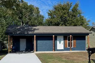 1034 E 3rd St, Bellville, TX 77418 - Photo 1