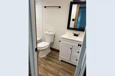 1034 E 3rd Street, Bellville, TX 77418 - Photo 24