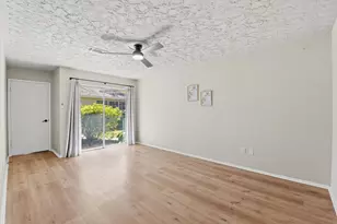 6102 Knotty Post Ln, Spring, TX 77373 - Photo 16