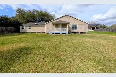 2506 Heights Street, Liberty, TX 77575 - Photo 22