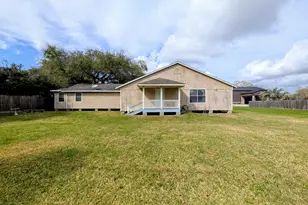 2506 Heights St, Liberty, TX 77575 - Photo 22