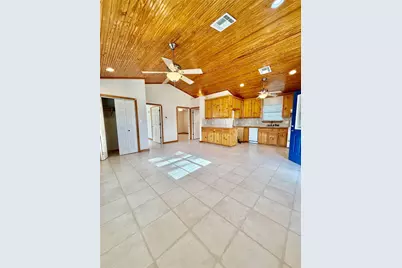 143 W Airway, Livingston, TX 77351 - Photo 18