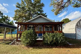 143 W Airway, Livingston, TX 77351 - Photo 2