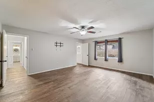 11703 Pebbleton Dr, Houston, TX 77070 - Photo 8