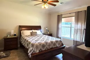 396 Newcom Ln, Sealy, TX 77474 - Photo 16
