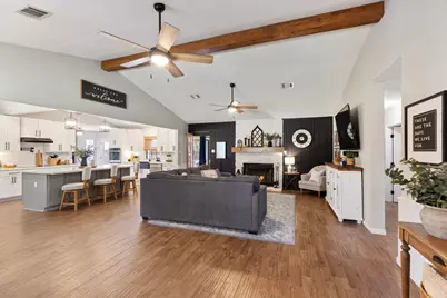 1207 Gail Drive, Pinehurst, TX 77362 - Photo 8