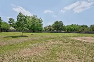 801 Mountain Crest Dr, Wimberley, TX 78676 - Photo 28