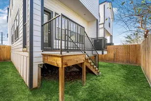 725 E 37th St, Houston, TX 77022 - Photo 38