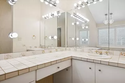 1501 Harbor View Circle, Galveston, TX 77550 - Photo 18