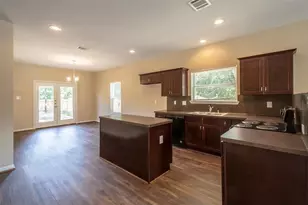 8126 Cabot St, Houston, TX 77078 - Photo 2