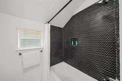 3510 Ledgestone Drive, Houston, TX 77059 - Photo 20