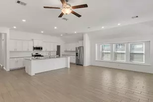 19102 Brazos Bend Park Dr, Cypress, TX 77433 - Photo 8