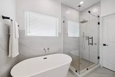 5625 Camino Encantado Drive, Houston, TX 77091 - Photo 26