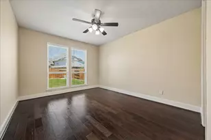 6703 Fairwood Creek Ln, Sugar Land, TX 77479 - Photo 18