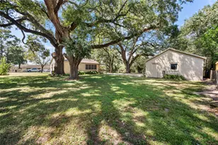 940 Hardeman St, Sealy, TX 77474 - Photo 24