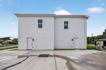 4357 Elmwood Street #D, Houston, TX 77051 - Photo 14