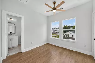 4357 Elmwood Street #D, Houston, TX 77051 - Photo 10