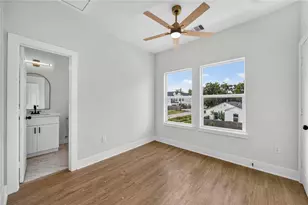 4357 Elmwood St, Houston, TX 77051 - Photo 10