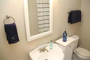 1220 Ashland St, Houston, TX 77008 - Photo 12