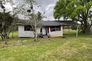 1857 County Rd 318, Brazoria, TX 77422 - Photo 4