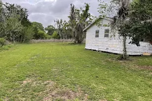 1857 County Rd 318, Brazoria, TX 77422 - Photo 2