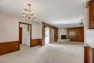 8218 Hazen St, Houston, TX 77036 - Photo 12