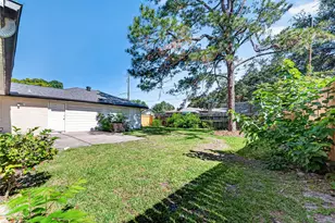 8218 Hazen St, Houston, TX 77036 - Photo 38
