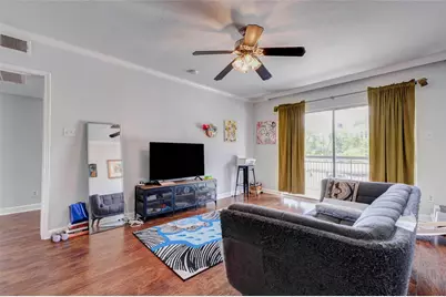 4515 Briar Hollow Place #215, Houston, TX 77027 - Photo 6