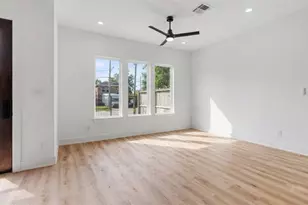 6624 St Augustine St, Houston, TX 77021 - Photo 8